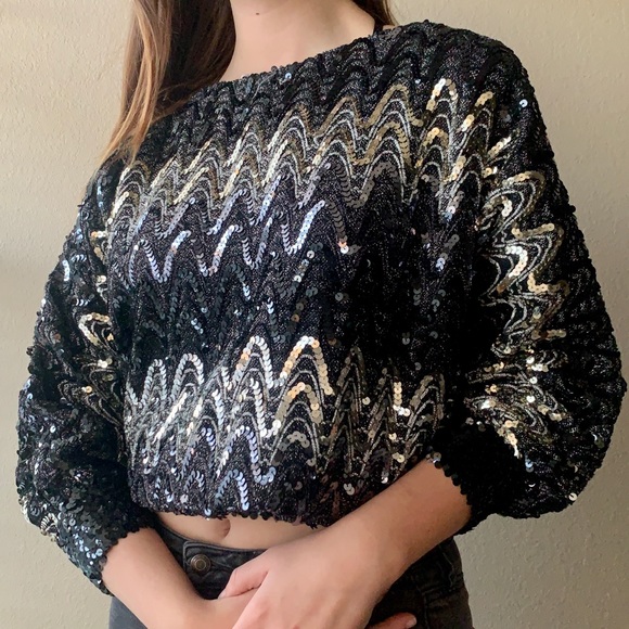 VTG 80’s does 20’s Black & Silver Sequin Party Top - Picture 2 of 9